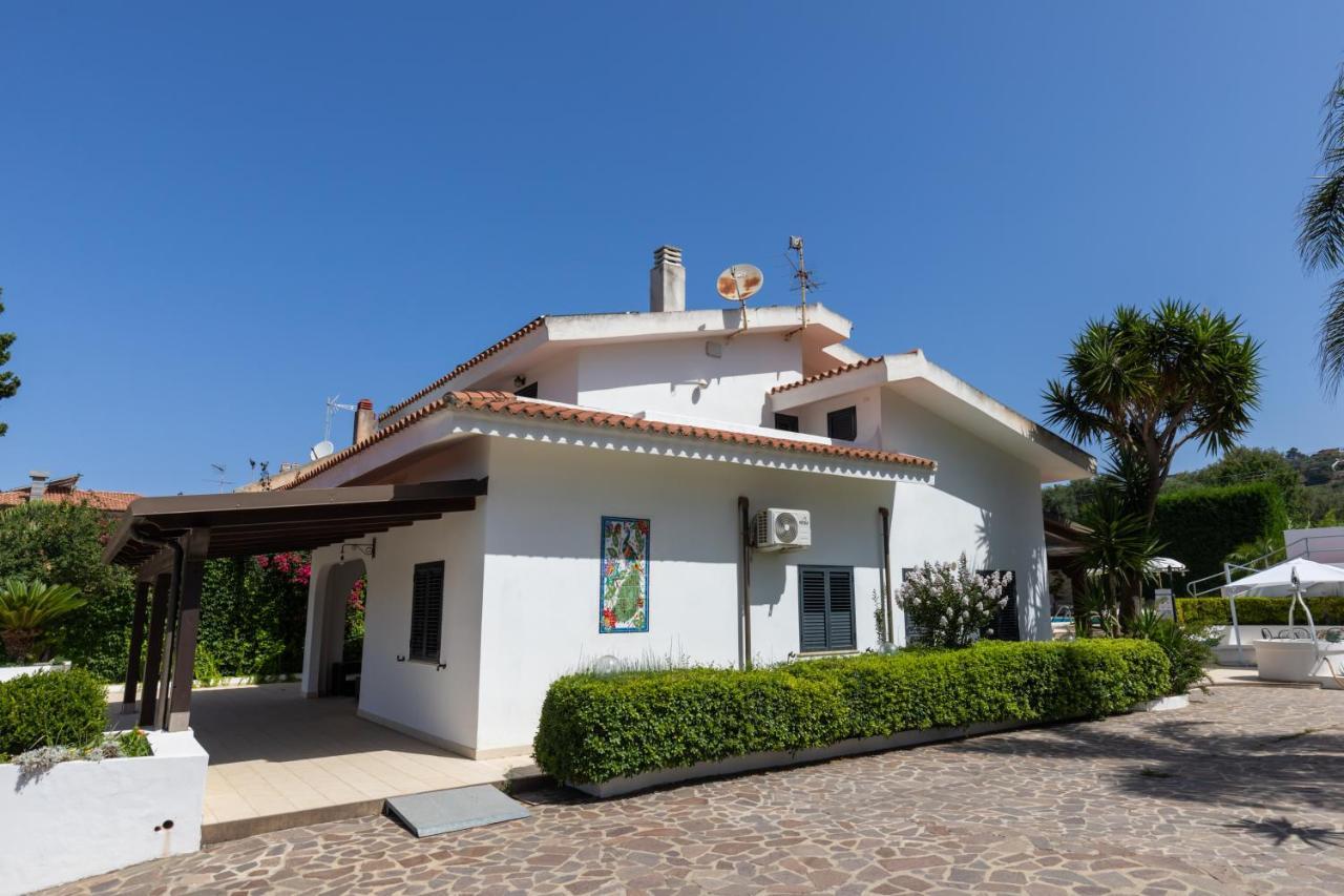 Villa Kore, Capo Vaticano Extérieur photo